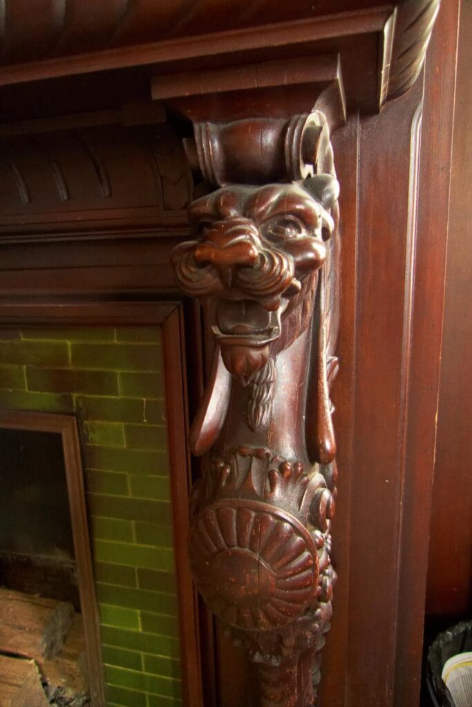 Mtp mansion Suzanne fireplace detail