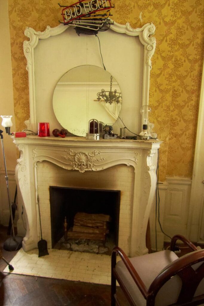 Mtp mansion Suzanne fireplace