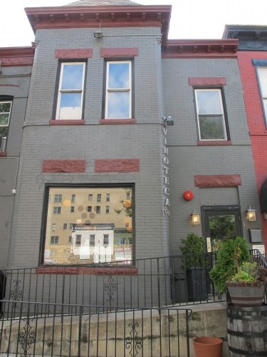 vinoteca_11th_st_dc
