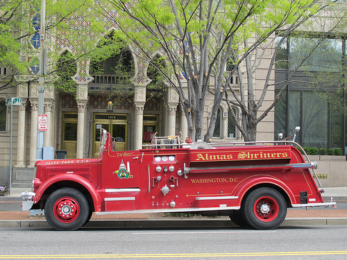 city_ride_fire_truck_connecticut_ave