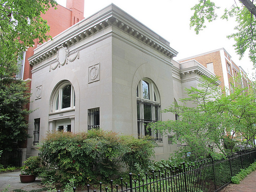 bank_house_popville