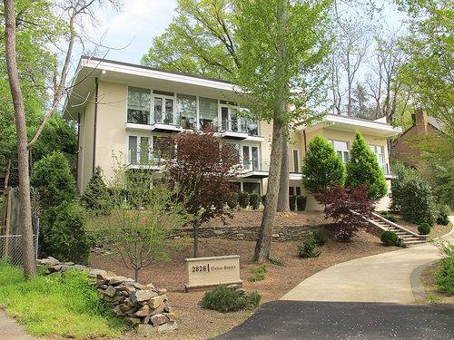 house_back_hill