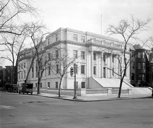 9074006982_d4a09b35eb_z