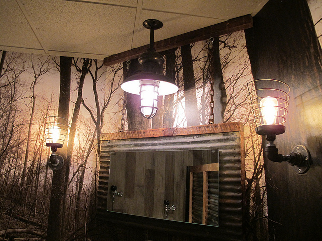 Teddy_bully_bar_mens_bathroom