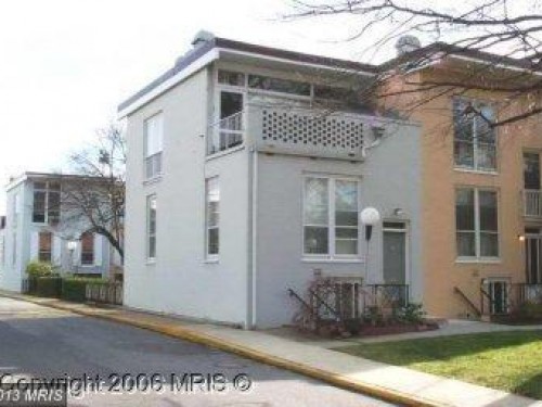 77 G Street Southwest
