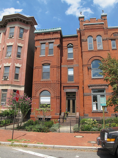 house_capitol_hill