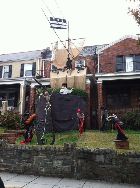 10593934653_19779d337d_z