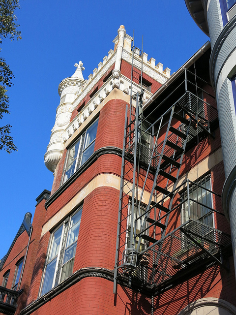 castle_house_Popville