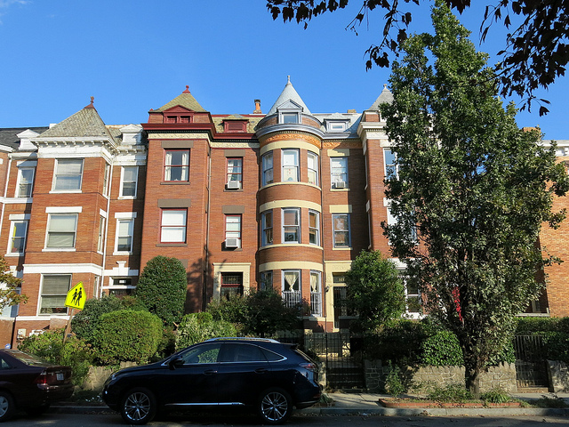 10613518536_e8f64d6e96_z