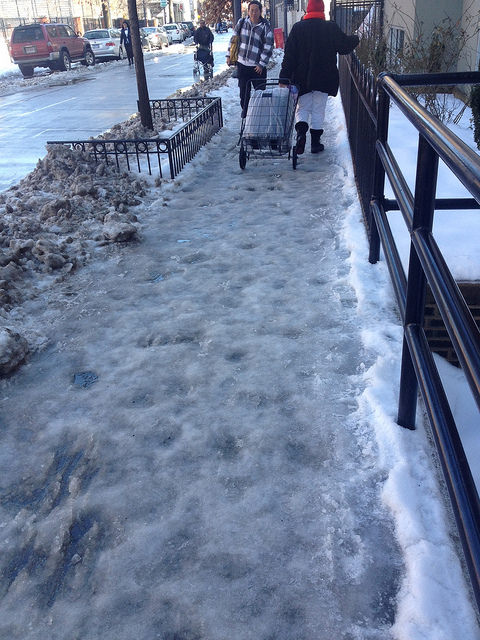 16001982434_40eef86eb7_z