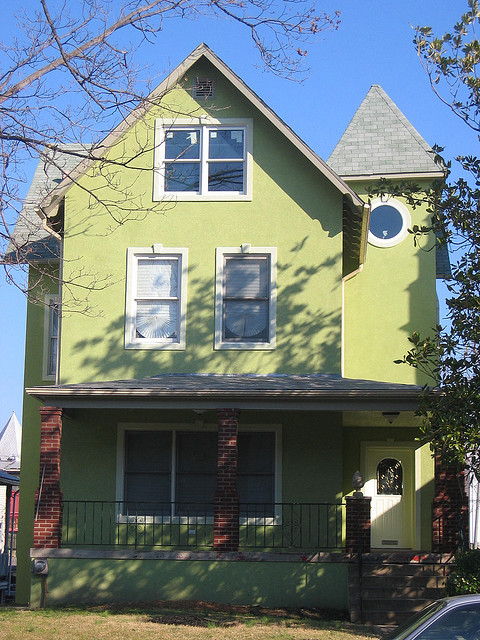 green_condo_13th_st_2008