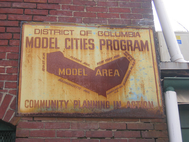 model_cities_sign