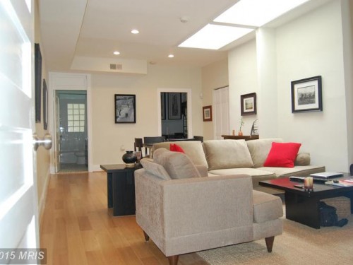 226 Bates Street, NW inside