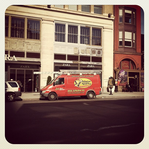 6642224429_20e30a0b4b_z