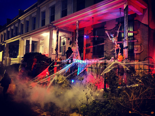 22657579776_a9da57727c_z