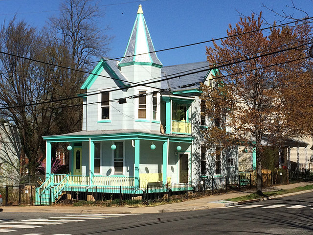 25514647883_69c2f32871_z