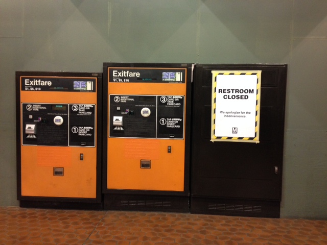 rossyln_metro_bathroom