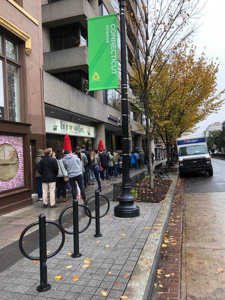 poutine line