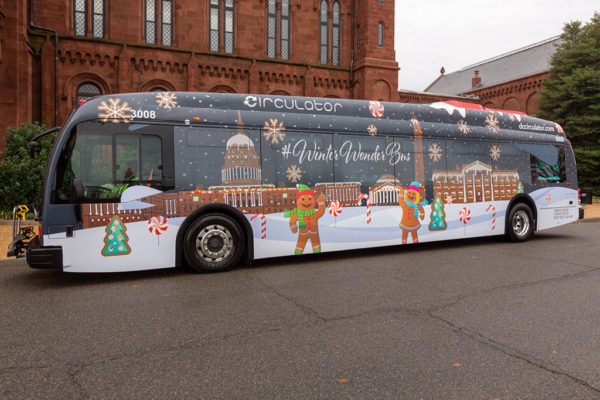 DC Circulator Winter Wonder-Bus -- Exterior