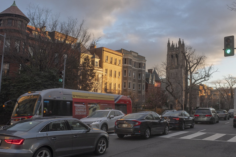 16th st bus