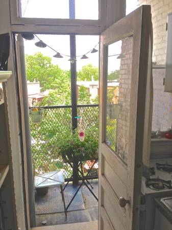 balcony
