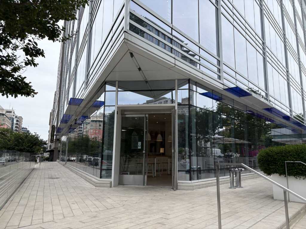 Concluding Today’s Farragut Square Coverage with word that Rosetta “the Italian Bakery” has Opened!